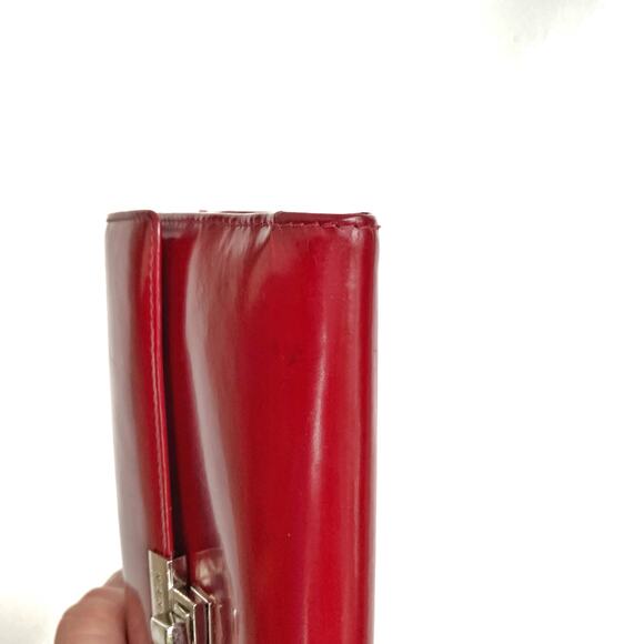 Vintage Ralph Lauren Red Patent Leather Turnlock Wallet | Classic Preppy Clutch - Picture 10 of 11